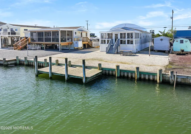 Photo 4 of Single family home for sale at 921 S Green St, Tuckerton, NJ 08087 | MLS# 22632808 | Listing updated on 2026-10-17
