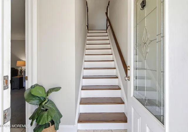 Photo 4 of Single family home for sale at 3 King St, Toms River, NJ 08753 | MLS# 22633675 | Listing updated on 2026-10-28