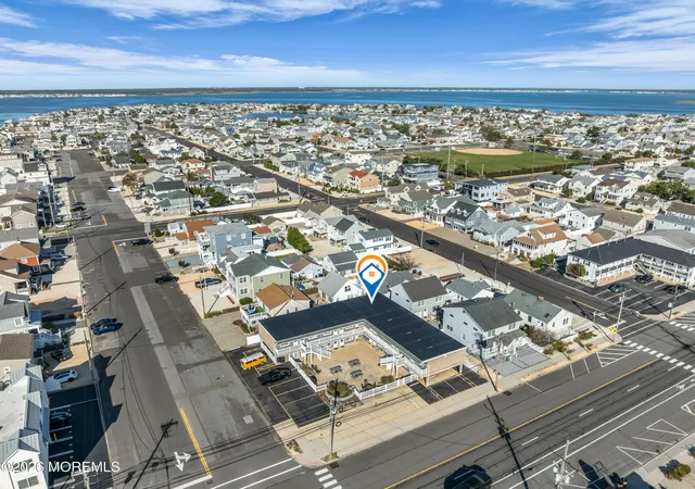 Listing Photo 5 - Condo for sale in building located at 2304 Grand Central Ave, Lavallette, NJ 08735 - Unit #55