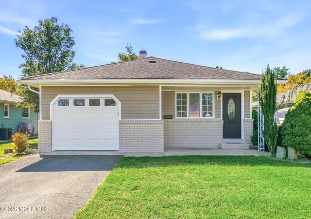 Photo 1 of Single family home for sale at 51 Charlotteville Dr S, Toms River, NJ 08757 | MLS# 22631869 | Listing updated on 2026-10-19