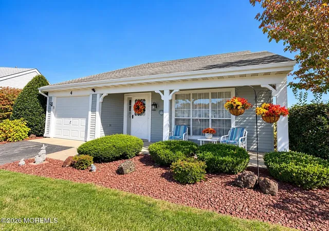Photo 1 of Single family home for sale at 4 Carol Ct, Manchester, NJ 08759 | MLS# 22631912 | Listing updated on 2026-10-26