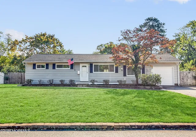 Photo 1 of Single family home for sale at 262 Sprucewood Dr, Brick, NJ 08723 | MLS# 22632089 | Listing updated on 2026-10-19