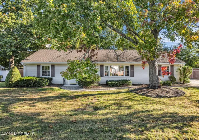 Photo 1 of Sale Pending at 484 Apple Valley Dr, Belford, NJ 07718 | MLS# 22632009 | Listing updated on 2026-10-16