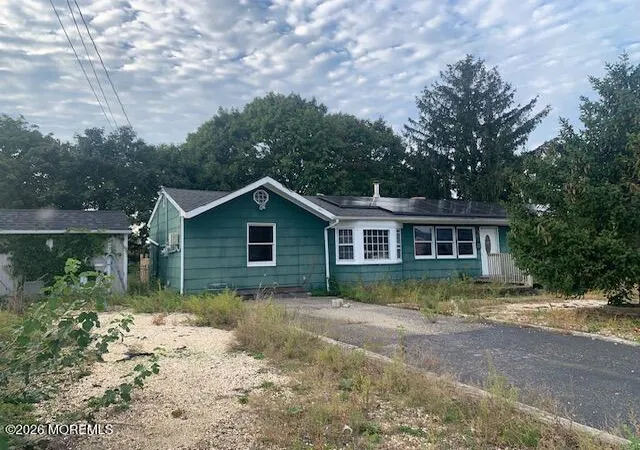 Photo 1 of Single family home for sale at 111 Sherman Ave, Bayville, NJ 08721 | MLS# 22632025 | Listing updated on 2026-10-23