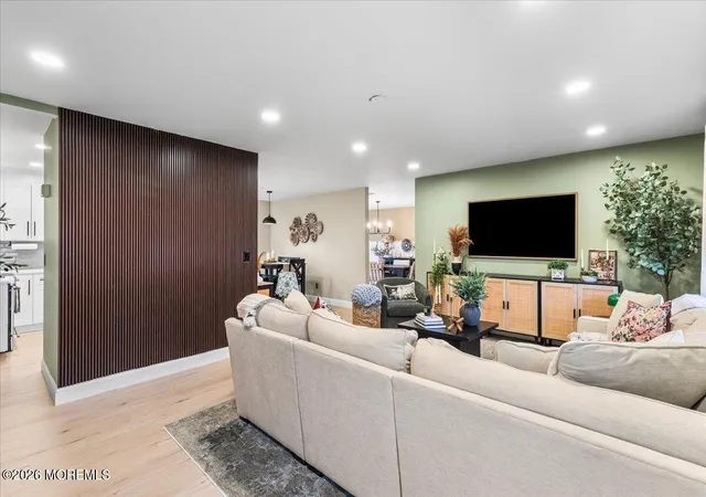 Photo 4 of Sale Pending at 200 Princeton Ct, Toms River, NJ 08753 | MLS# 22632276 | Listing updated on 2026-10-23