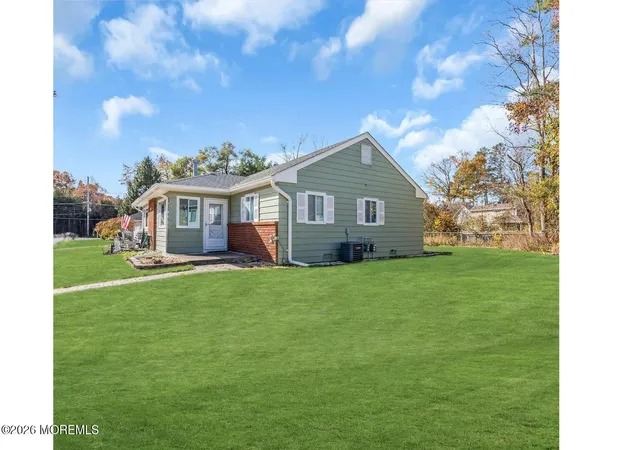 Photo 2 of Single family home for sale at 32 A Pheasant St, Manchester, NJ 08759 | MLS# 22632207 | Listing updated on 2026-10-17