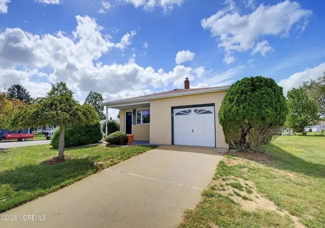 Photo 1 of Single family home for sale at 1 Saint Catherine Blvd, Toms River, NJ 08757 | MLS# 22632351 | Listing updated on 2026-10-27