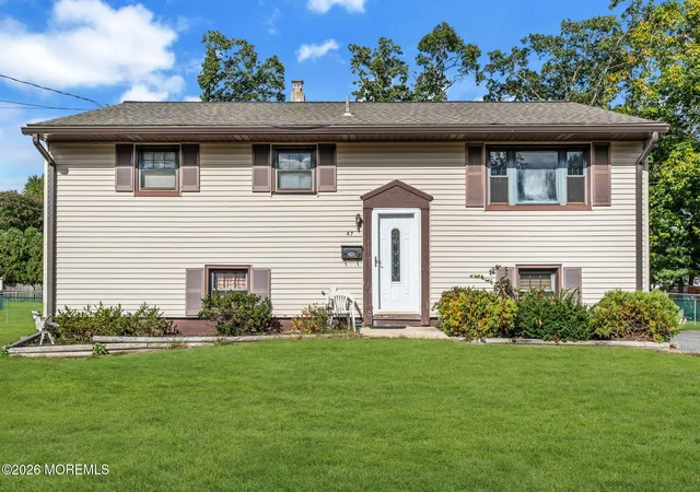 Photo 1 of Sale Pending at 47 Darien Rd, Howell, NJ 07731 | MLS# 22632724 | Listing updated on 2026-10-29