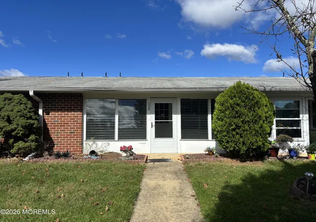 Photo 1 of Single family home for sale at 1143b Argyll Cir #B, Lakewood, NJ 08701 | MLS# 22632402 | Listing updated on 2026-10-26