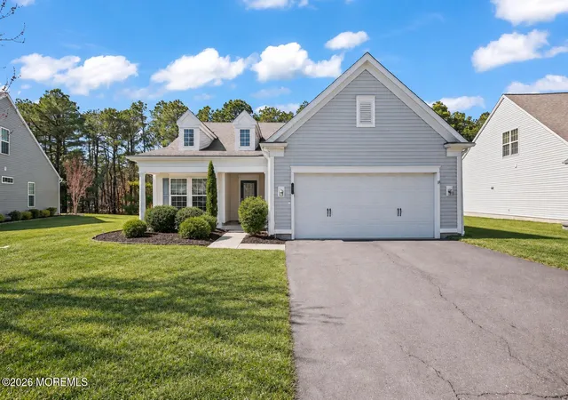 Photo 1 of Single family home for sale at 5 Gainsborough Ln, Manchester Township, NJ 08759 | MLS# 22632332 | Listing updated on 2026-10-13
