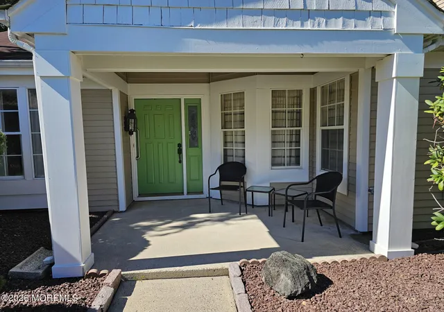 Photo 2 of Single family home for sale at 980 Thornbury Ln, Manchester, NJ 08759 | MLS# 22632920 | Listing updated on 2026-10-26