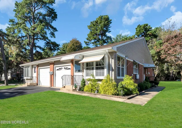 Photo 2 of Single family home for sale at 14 Columbus Blvd, Whiting, NJ 08759 | MLS# 22633012 | Listing updated on 2026-10-19