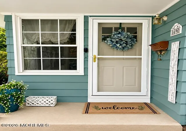 Photo 1 of Sale Pending at 1690 Yorktowne Blvd, Toms River, NJ 08753 | MLS# 22632395 | Listing updated on 2026-10-29