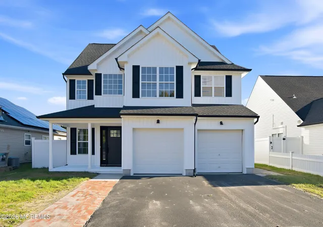 Photo 1 of Single family home for sale at 31 Dolphin Cir W, Bayville, NJ 08721 | MLS# 22632450 | Listing updated on 2026-10-26