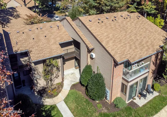 Photo 1 of Single family home for sale at 20 Hancock Ct, Red Bank, NJ 07701 | MLS# 22632688 | Listing updated on 2026-10-28