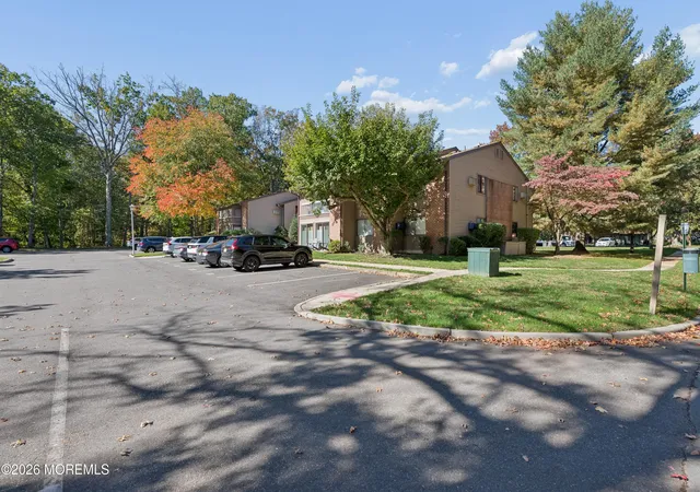 Photo 2 of Single family home for sale at 20 Hancock Ct, Red Bank, NJ 07701 | MLS# 22632688 | Listing updated on 2026-10-28