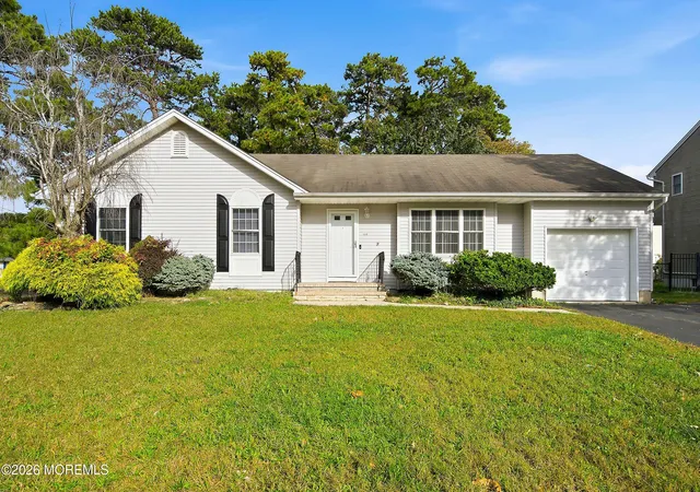 Photo 1 of Single family home for sale at 1512 Bismarck St, Toms River, NJ 08757 | MLS# 22632653 | Listing updated on 2026-10-19