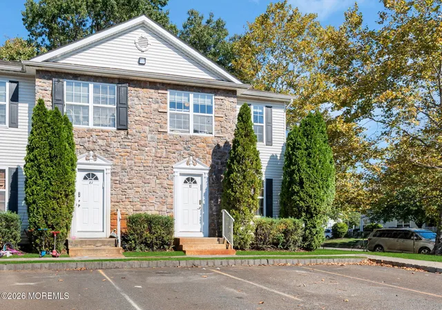 Photo 1 of Single family home for sale at 83 Aspen Ct, Lakewood, NJ 08701 | MLS# 22632585 | Listing updated on 2026-10-26