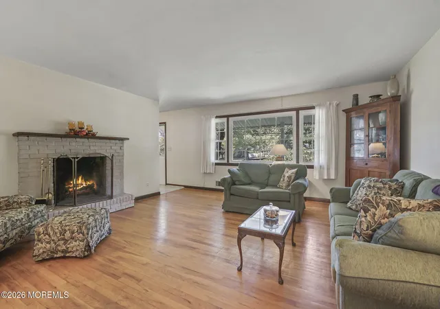 Photo 4 of Sale Pending at 959 Old York Rd, Hightstown, NJ 08520 | MLS# 22632492 | Listing updated on 2026-10-28