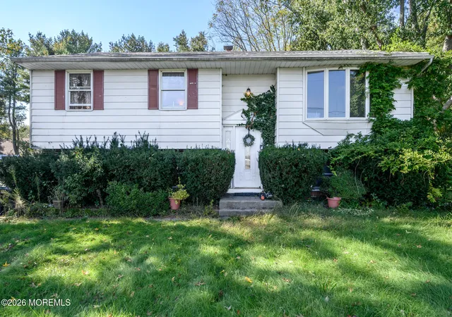 Photo 1 of Sale Pending at 25 Applegate Ln, New Egypt, NJ 08533 | MLS# 22632641 | Listing updated on 2026-10-26