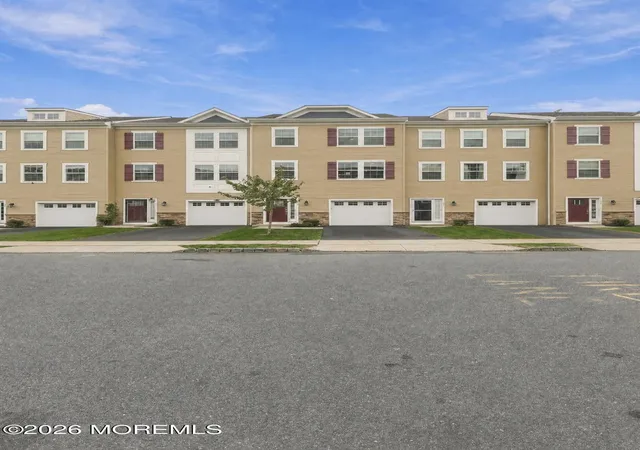 Listing Photo 2 - Condo for sale in building located at 1006 Rio Grande Dr, Toms River, NJ 08759 - Unit #2206