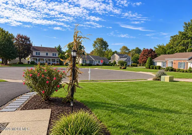 Photo 1 of Single family home for sale at 3 Drury Ct, Brick, NJ 08724 | MLS# 22632599 | Listing updated on 2026-10-26