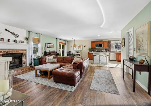 Photo 3 of Single family home for sale at 3 Drury Ct, Brick, NJ 08724 | MLS# 22632599 | Listing updated on 2026-10-26