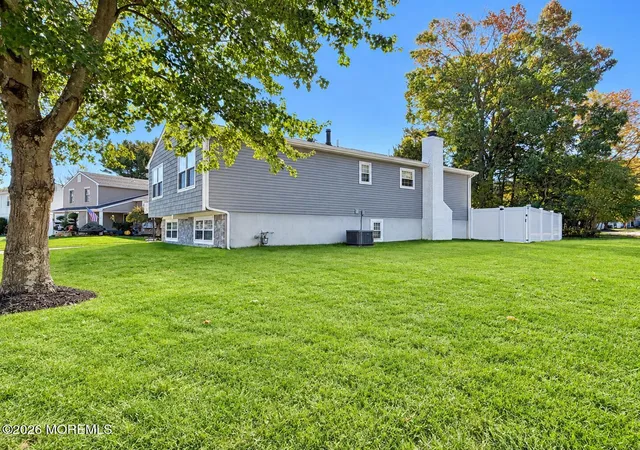 Photo 2 of Sale Pending at 2 Hearth Ct, Howell, NJ 07731 | MLS# 22633252 | Listing updated on 2026-10-26