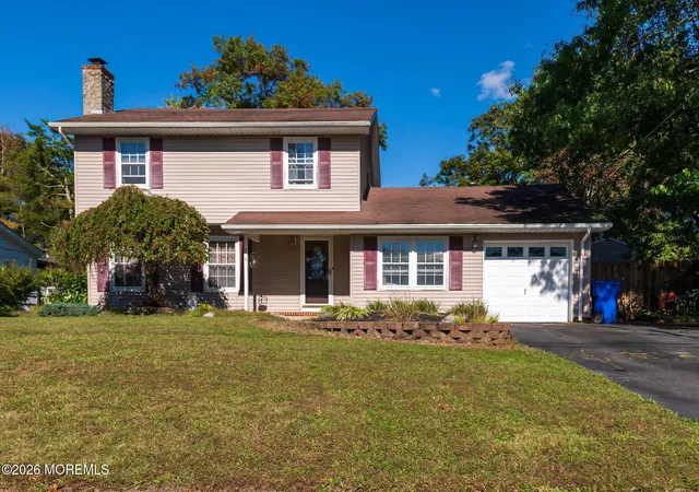 Photo 1 of Single family home for sale at 510 Signal Ln, Toms River, NJ 08755 | MLS# 22633235 | Listing updated on 2026-10-26