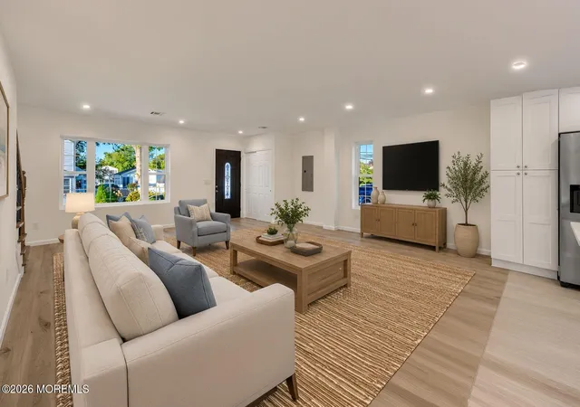 Photo 2 of Single family home for sale at 440 Aumack Ave, Union Beach, NJ 07735 | MLS# 22632759 | Listing updated on 2026-10-18