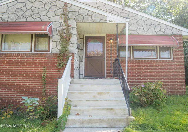 Photo 1 of Single family home for sale at 5622 River Rd, Pennsauken, NJ 08110 | MLS# 22632664 | Listing updated on 2026-10-15