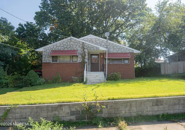 Photo 3 of Single family home for sale at 5622 River Rd, Pennsauken, NJ 08110 | MLS# 22632664 | Listing updated on 2026-10-15