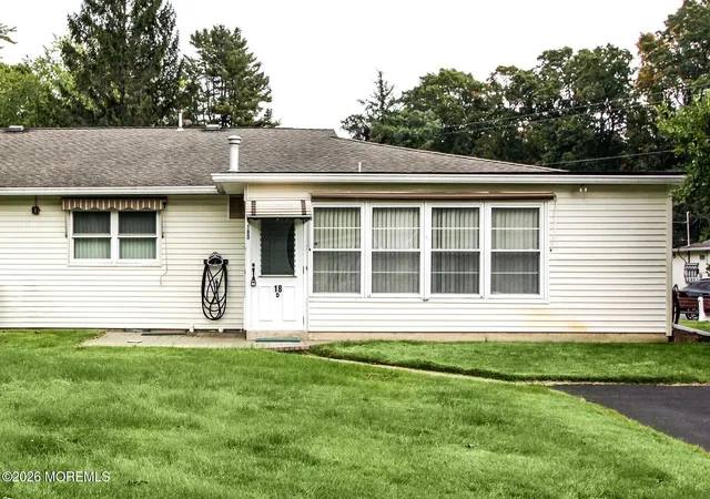 Photo 1 of Single family home for sale at 18 D Dixie Ln, Jackson, NJ 08527 | MLS# 22632703 | Listing updated on 2026-10-26
