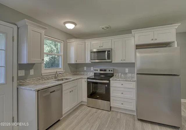 Photo 1 of Single family home for sale at 17 A Bennington Ln, Whiting, NJ 08759 | MLS# 22632718 | Listing updated on 2026-10-25