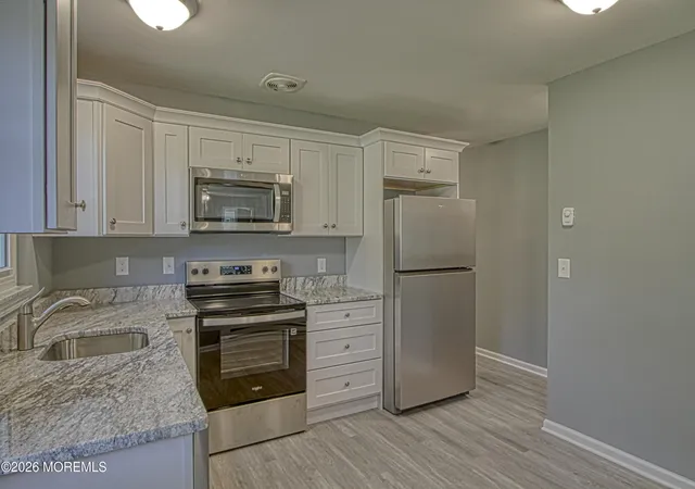 Photo 2 of Single family home for sale at 17 A Bennington Ln, Whiting, NJ 08759 | MLS# 22632718 | Listing updated on 2026-10-25