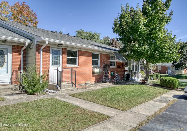 Photo 1 of Single family home for sale at 37 Yorktowne Pkwy #H, Whiting, NJ 08759 | MLS# 22632720 | Listing updated on 2026-10-17