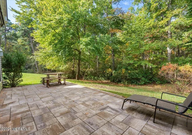 Photo 4 of Single family home for sale at 17 Seminole Ct, Jackson, NJ 08527 | MLS# 22632790 | Listing updated on 2026-10-26