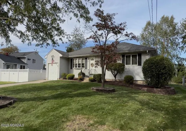 Photo 1 of Single family home for sale at 1012 Estates Blvd, Hamilton, NJ 08690 | MLS# 22632817 | Listing updated on 2026-10-20