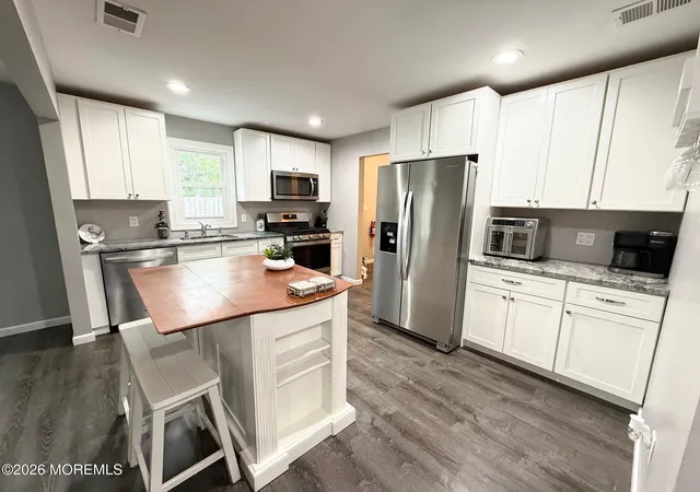 Photo 2 of Single family home for sale at 45 Pine St, Keyport, NJ 07735 | MLS# 22632918 | Listing updated on 2026-10-26