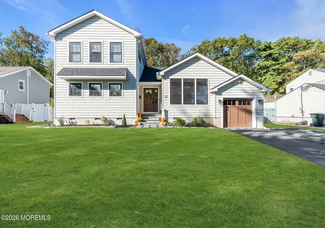 Photo 2 of Single family home for sale at 32 Arno St, Oakhurst, NJ 07755 | MLS# 22633172 | Listing updated on 2026-10-28