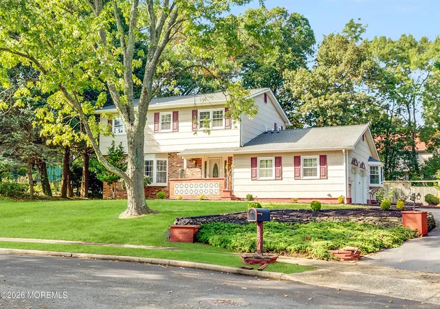 Photo 3 of Single family home for sale at 737 Revere Dr, Brick, NJ 08724 | MLS# 22632949 | Listing updated on 2026-10-26