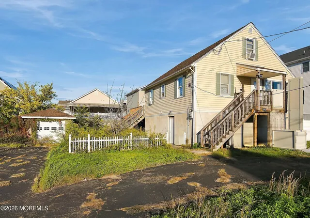 Photo 1 of Single family home for sale at 925 6th Street, Keyport, NJ 07735 | MLS# 22633187 | Listing updated on 2026-10-29