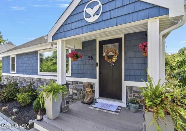 Photo 3 of Single family home for sale at 95 W Washington Ave, Atlantic Highlands, NJ 07716 | MLS# 22632972 | Listing updated on 2026-10-27