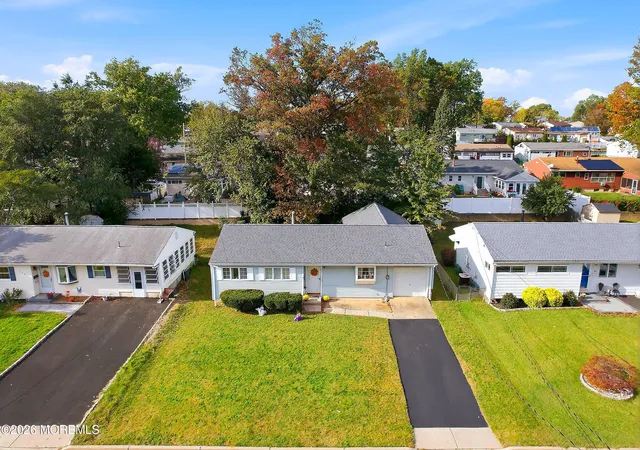 Photo 2 of Single family home for sale at 171 Princeton Rd, Parlin, NJ 08859 | MLS# 22633632 | Listing updated on 2026-10-28