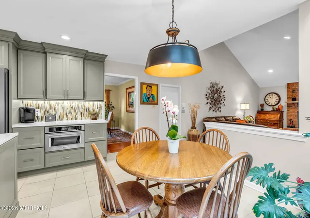 Photo 4 of Single family home for sale at 20 Red Coach Ln, Holmdel, NJ 07733 | MLS# 22633054 | Listing updated on 2026-10-26