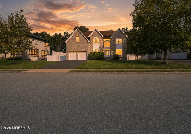 Photo 2 of Single family home for sale at 7 Salvatore Dr, Lakewood, NJ 08701 | MLS# 22633427 | Listing updated on 2026-10-22