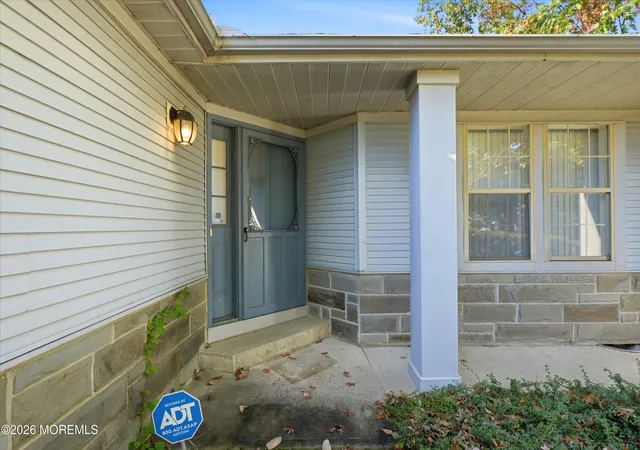 Photo 1 of Single family home for sale at 2 Pomeroy Ct, Jackson, NJ 08527 | MLS# 22633403 | Listing updated on 2026-10-22