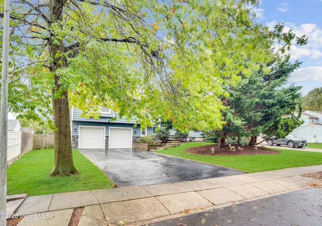 Photo 1 of Single family home for sale at 743 Congress St, Toms River, NJ 08753 | MLS# 22633056 | Listing updated on 2026-10-25