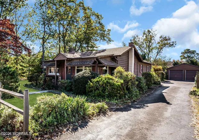 Photo 2 of Single family home for sale at 121 Linden Ave, Pine Beach, NJ 08741 | MLS# 22633613 | Listing updated on 2026-10-24