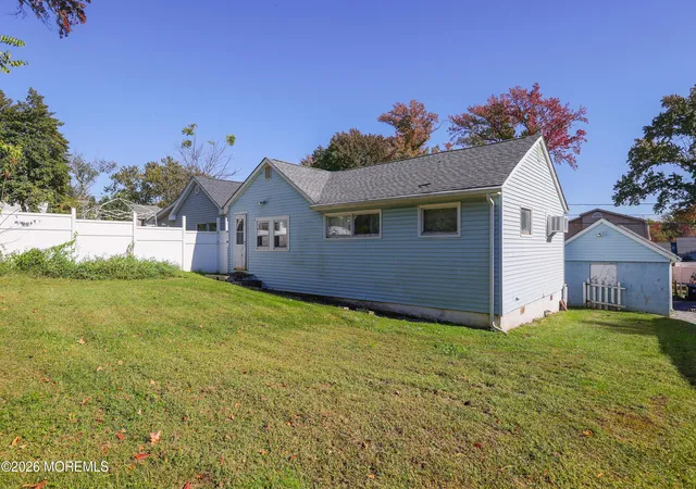 Photo 4 of Single family home for sale at 814 Forrest Ave, Laurence Harbor, NJ 08879 | MLS# 22633347 | Listing updated on 2026-10-28